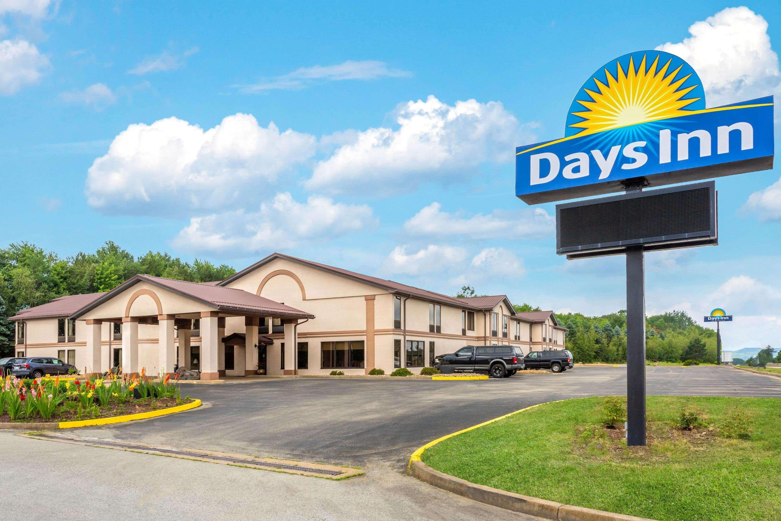 Days Inn By Wyndham Blairsville Dış mekan fotoğraf